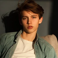 Augustine Hedbrandt (Mariel