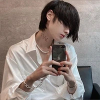 วี