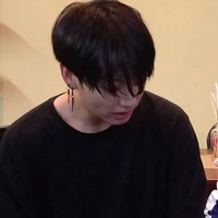 คิมฯ🖤©®พี่หล่อ