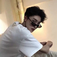 แผ่นดิน・｡