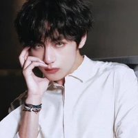 Kim Taehyung/V