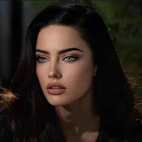 Zoé Mills