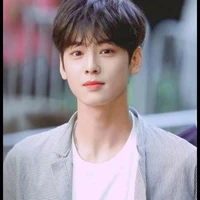 อี้ป๋อ(เพื่อนพระเอก)