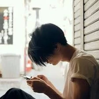เจมส์{เพื่อนพอ.+มือขวา}