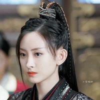 หยวนหยวน(สาวใช้นางเอก)