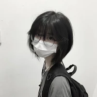 มินา(พนักงานที่เคาเตอร์)