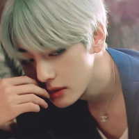 V !!! Second persona 