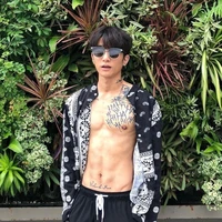 ซัน(พระเอก)​