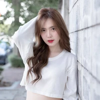 บิว(นางเอก)