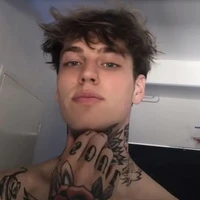 Daimon Dragomir Belikov (21)