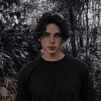 Alekseï Dragomir Belikov (23)