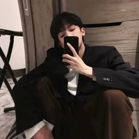 คิว(น้องพระเอก+พระเอก+0นักเลง)