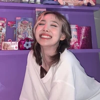 ดีดี💮(เพื่อน​ น.อ)​