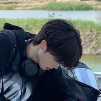 คิม(นายเอก)😶💢