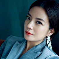 ทิพ:แม่พระเอก