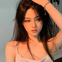 เมลล์ล่า(นางเอก)