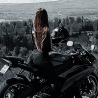 Mujer ( ...... )