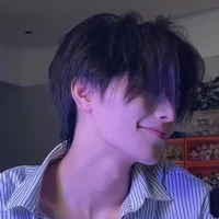 มิก(พระเอก+คู่หมั้นมิน)
