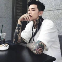 เหนือ(พ่อพระเอก)
