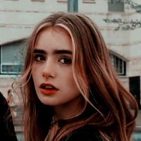 𝗦𝗔𝗥𝗔𝗛 𝗗𝗘