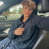 Sebastián D