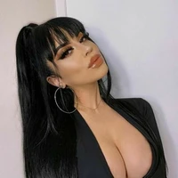 Kim Lily(mãe de Maria e de Namjoon)