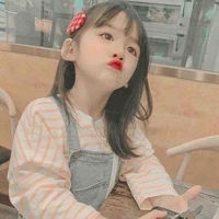 เฟีย(ลูกสาวคนกลางนางเอก)