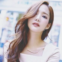 kim  Min young ( seo joon 1st wife )