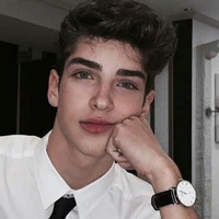 uriel ( mejor amigo )