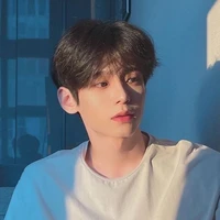 วีนัส (พระเอก)