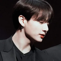 Jeon Jungkook/Genius Surgeon/Twin