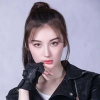 โนเบล(เพื่อนนางเอก+บอดี้การ์ดคาเดล)