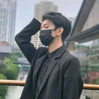 เบนซ์(พระเอก)