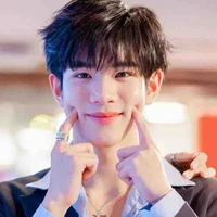 พรีม(นายเอก)