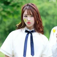 (female) moonbin