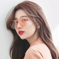 Lee Suzy