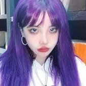 Violeta {20} (mano derecha)(la sombra)