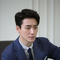 ภาคิน(พ่อนางเอก)🤴🏻