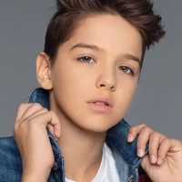 Samuel Mikaelson( Sam)(6 )(Helsinki)