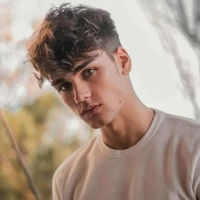 Tomás( Alec)17( Diaba)