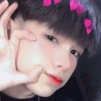 ควีน(นายเอก)