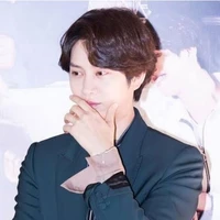 Min Jae-Lee (Kakak Yoongi)