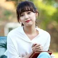 Mrs. Manobal/Choi Ae-ra/Housewife