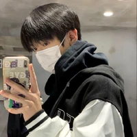 จูน่า.