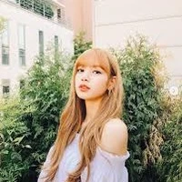 ลิซ่า(เพื่อนนายเอก)