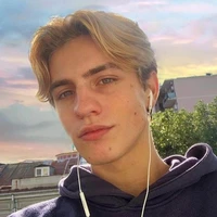 Connor Méndez (19)