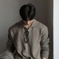 โกโช (หลานไม่แท้ของนายเอก) พระเอก🚬🖤