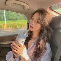 คะนิ้ง(เพื่อนนางเอก)