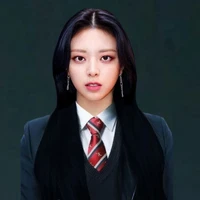 Yuna .