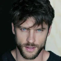 Diego Walter(Tio da Fernanda)